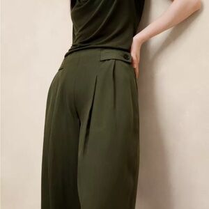 BANANA REPUBLIC OLIVE GREEN TENCEL WIDE LEG BACK ZIP SEXY! PANTS 6 NWT $80
